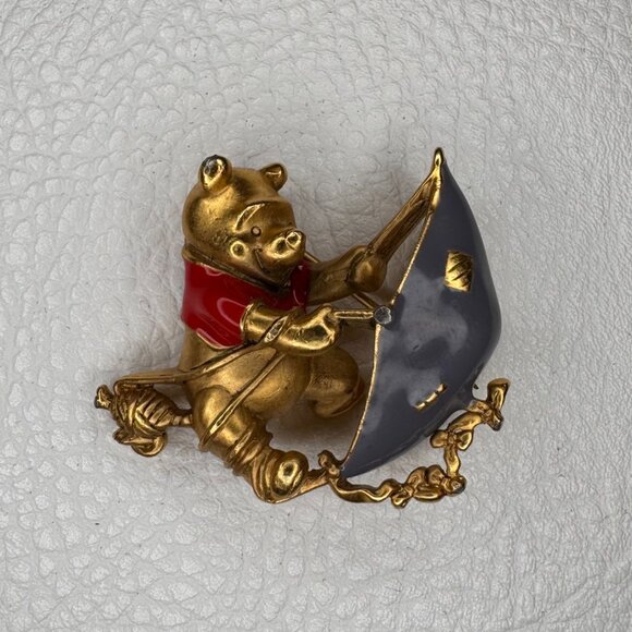 Vintage Disney Collectors pins. Winnie the pooh and Mickey Mouse - Picture 3 of 7